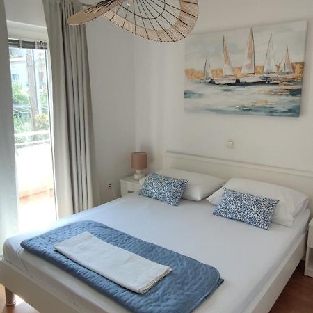 Apartments Kapetanovi Dvori トロギール エクステリア 写真