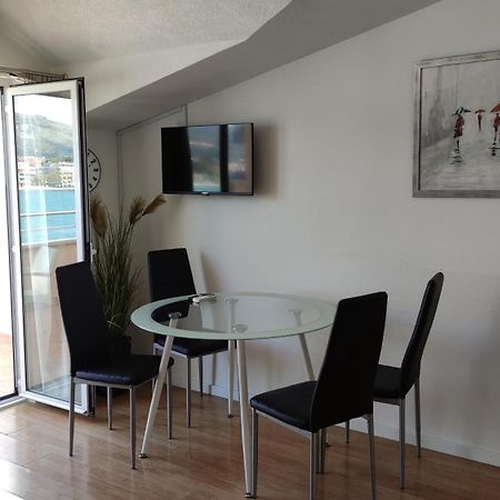 Apartments Kapetanovi Dvori トロギール エクステリア 写真