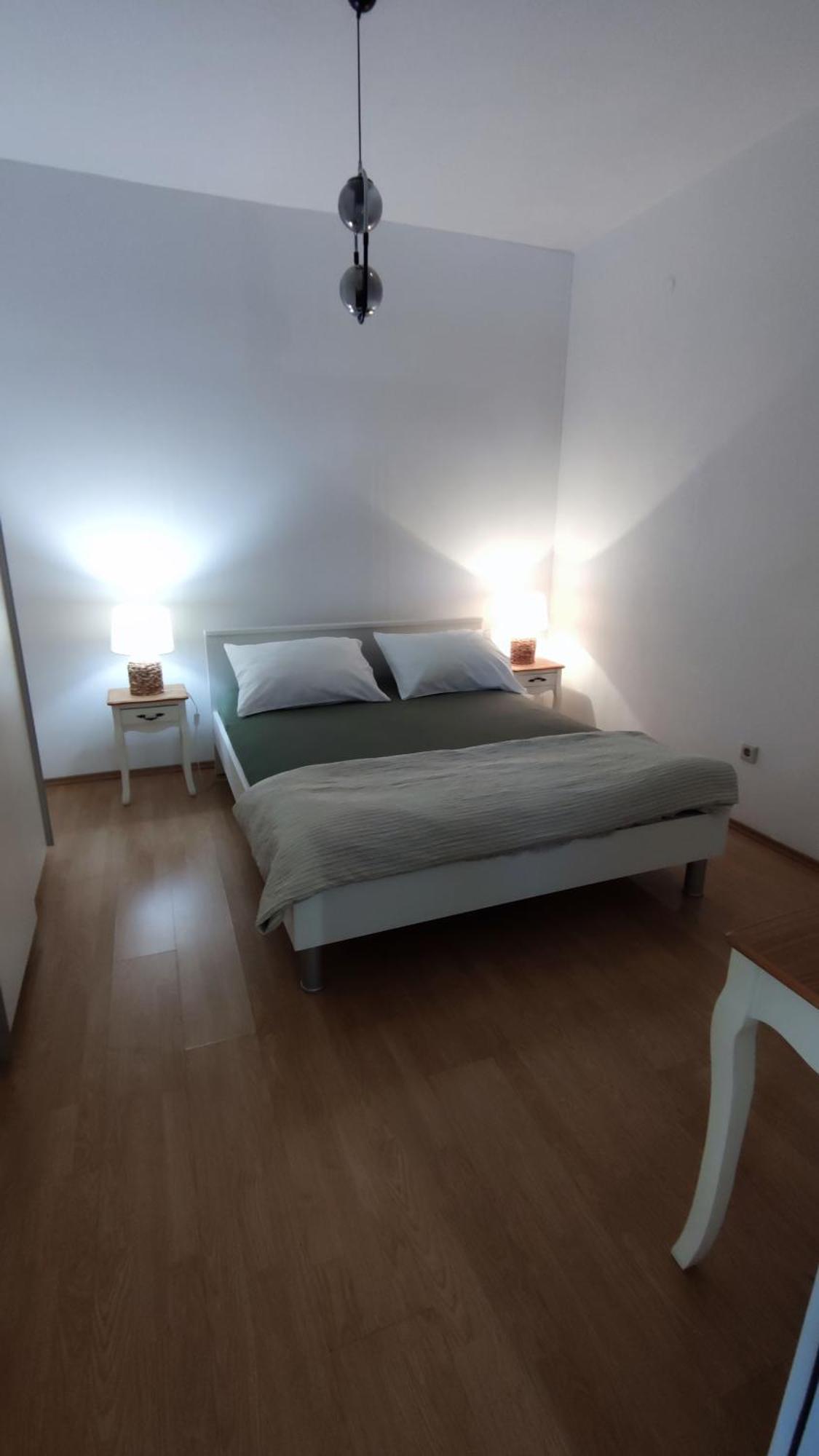 Apartments Kapetanovi Dvori トロギール エクステリア 写真