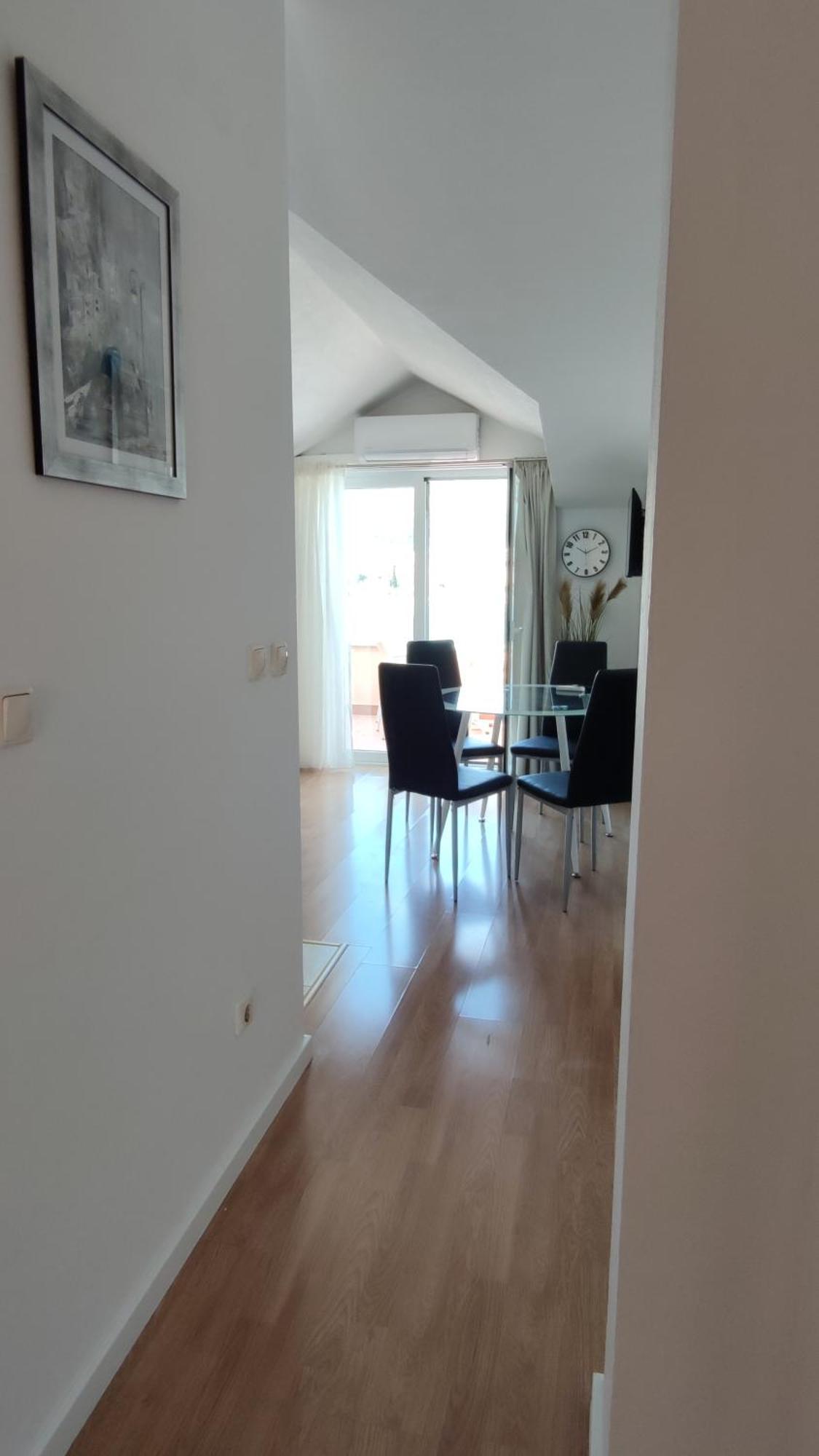 Apartments Kapetanovi Dvori トロギール エクステリア 写真