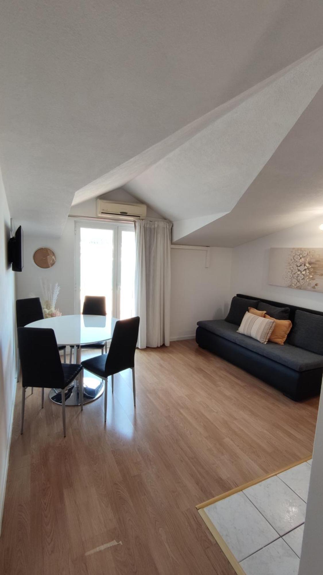 Apartments Kapetanovi Dvori トロギール エクステリア 写真